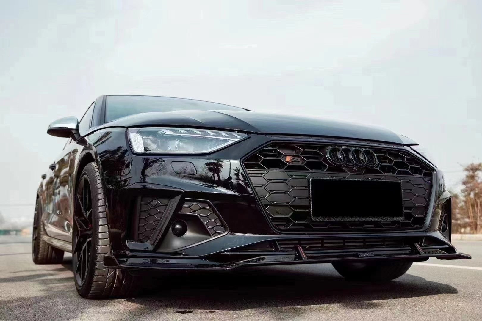 RS Honeycomb Front Grille for 2020-2024 Audi A4/S4 B9.5 Models