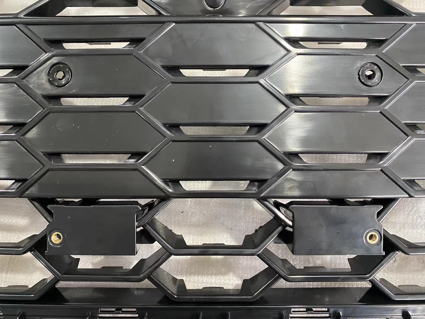 RS Honeycomb Front Grille for 2020-2024 Audi A4/S4 B9.5 Models