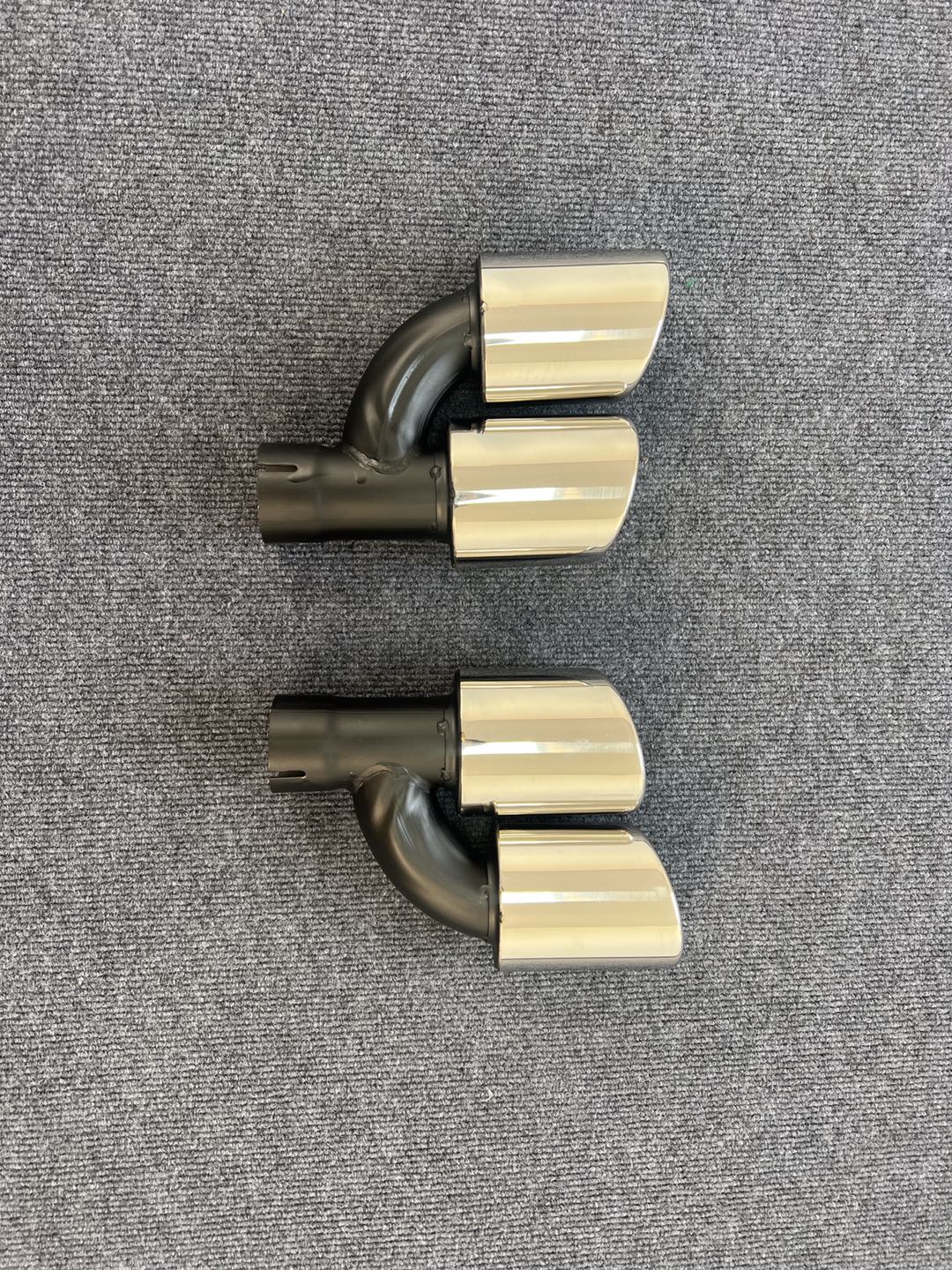 Silver polished stainless exhaust tips (optional add-on)